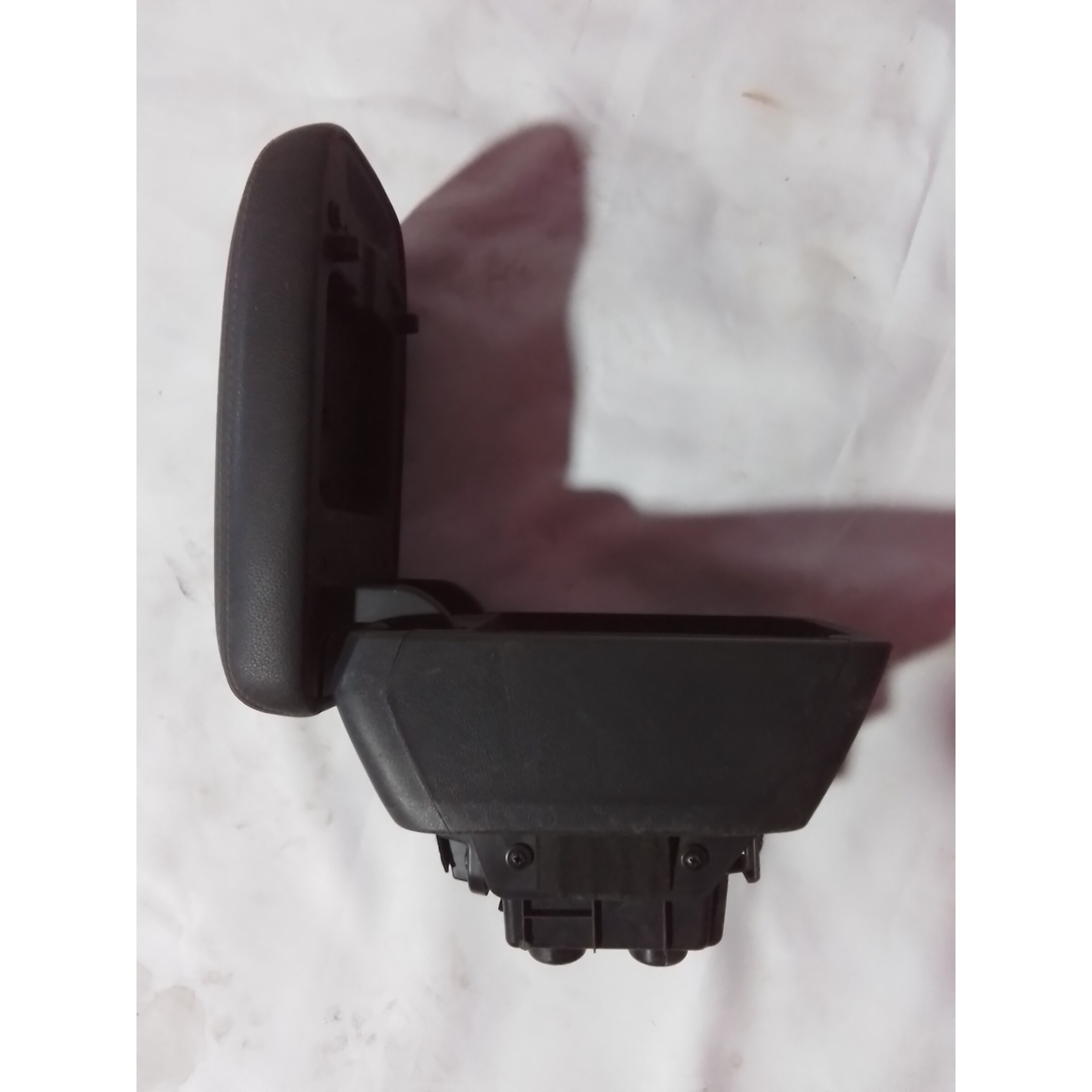 APOYA BRAZO Chery Tiggo 2 2023