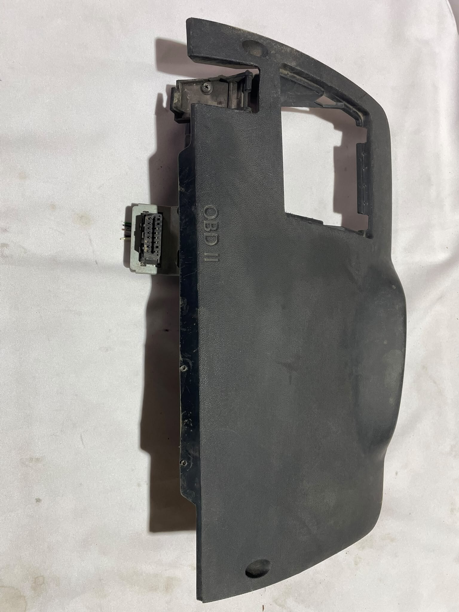 MOLDURA INFERIOR MANUBRIO Hyundai I10 2013