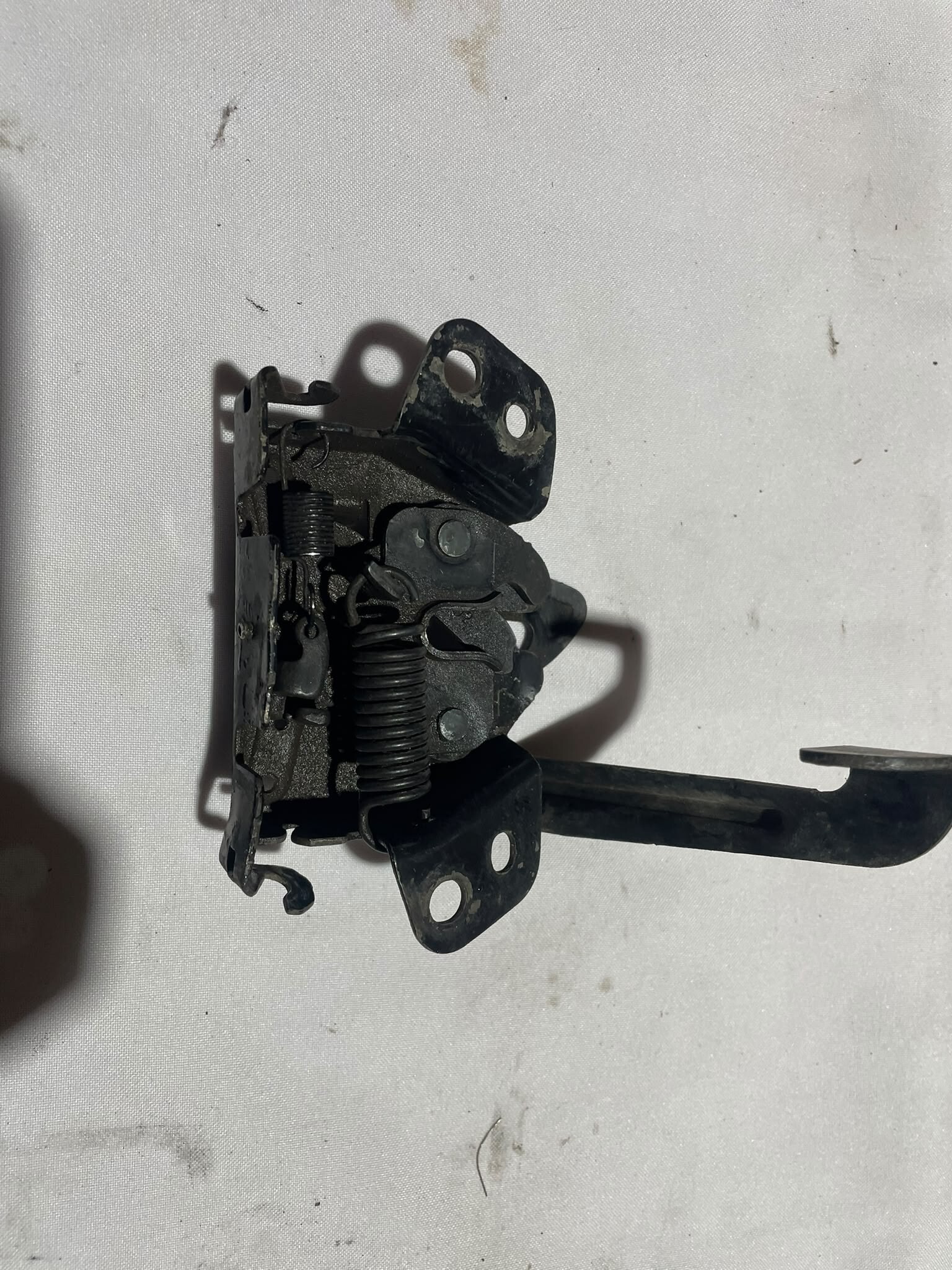 CHAPA CAPOT Hyundai I10 2013