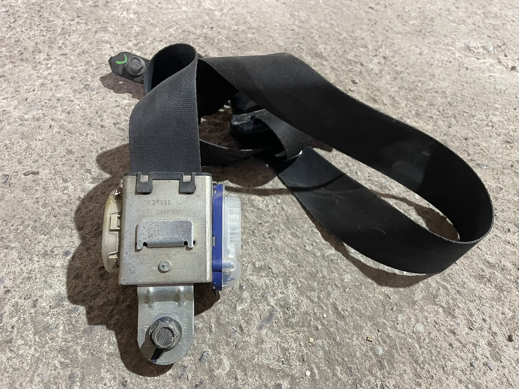 CINTURON DELANTERO IZQUIERDO Hyundai I10 2013