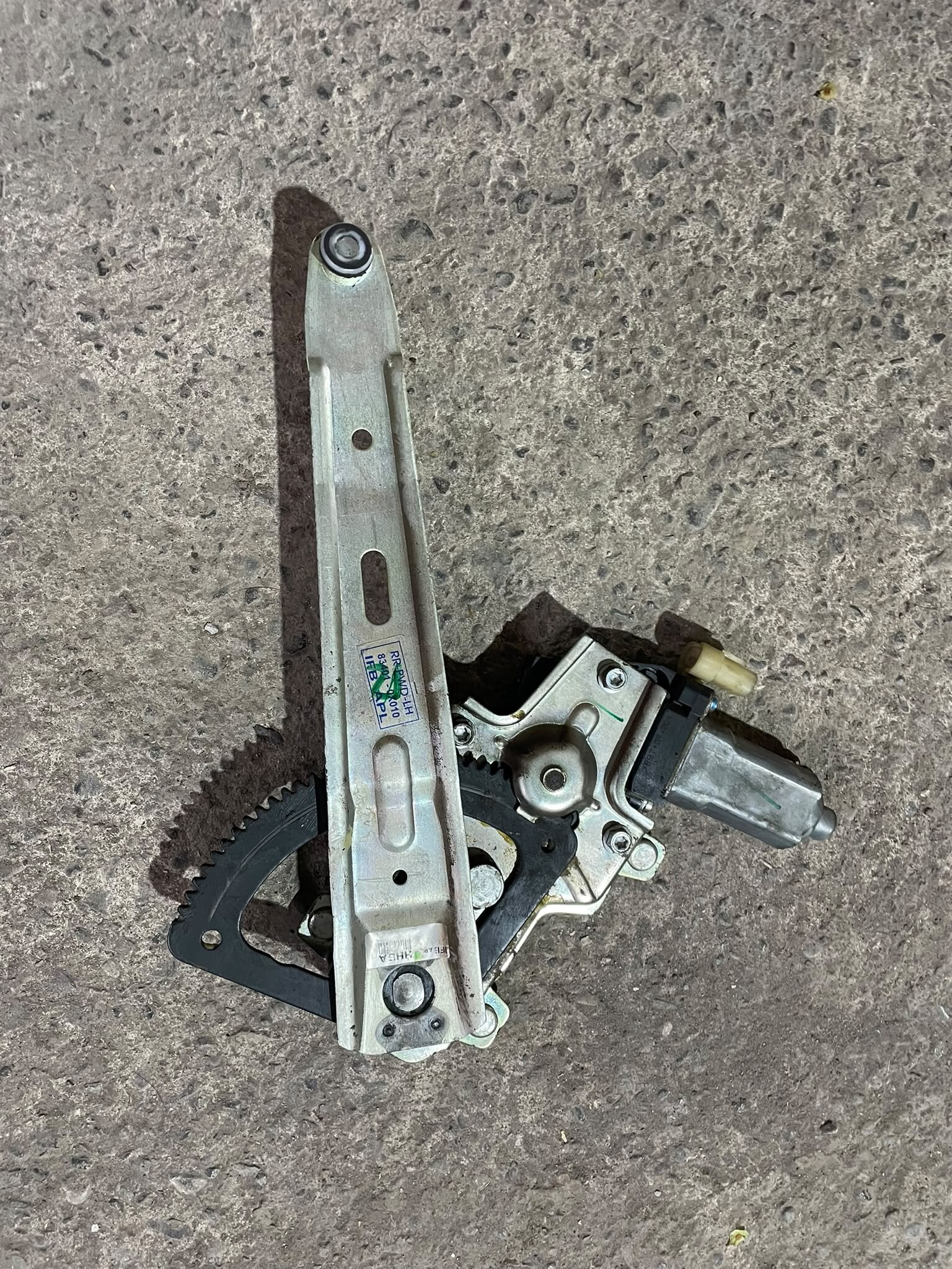CREMALLERA ALZAVIDRIO TRASERO IZQUIERDO Hyundai I10 2013
