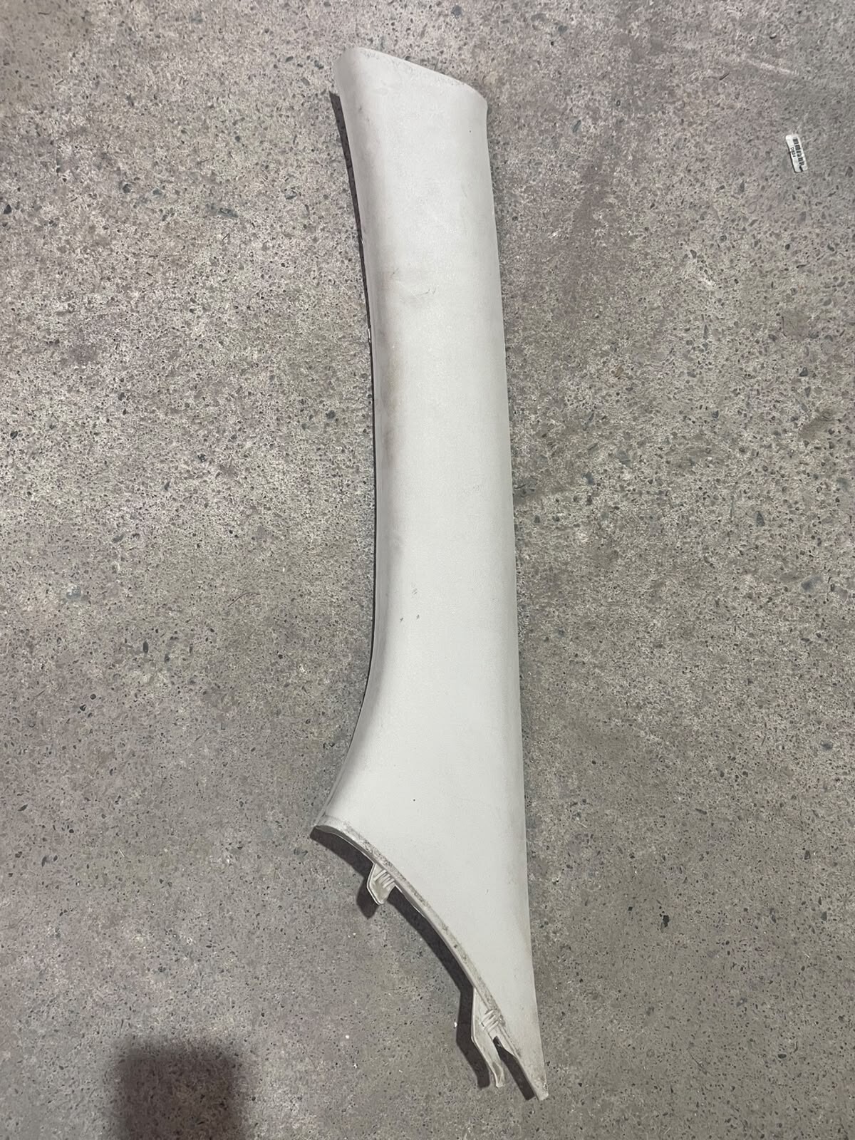 MOLDURA PILAR IZQUIERDO PARABRISA Hyundai I10 2013