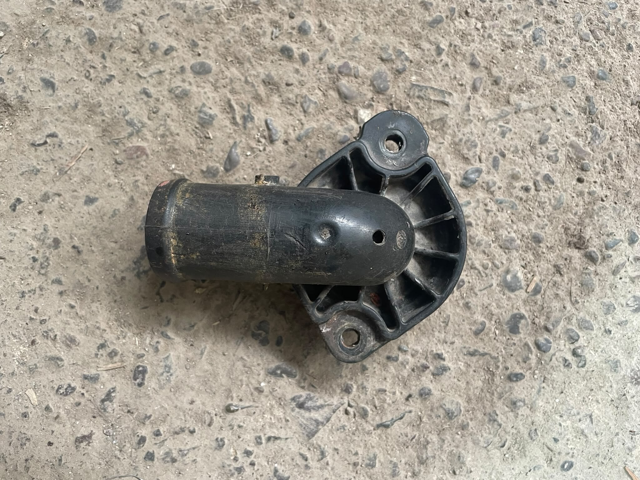 TAPA TERMOSTATO Volkswagen gol 2001