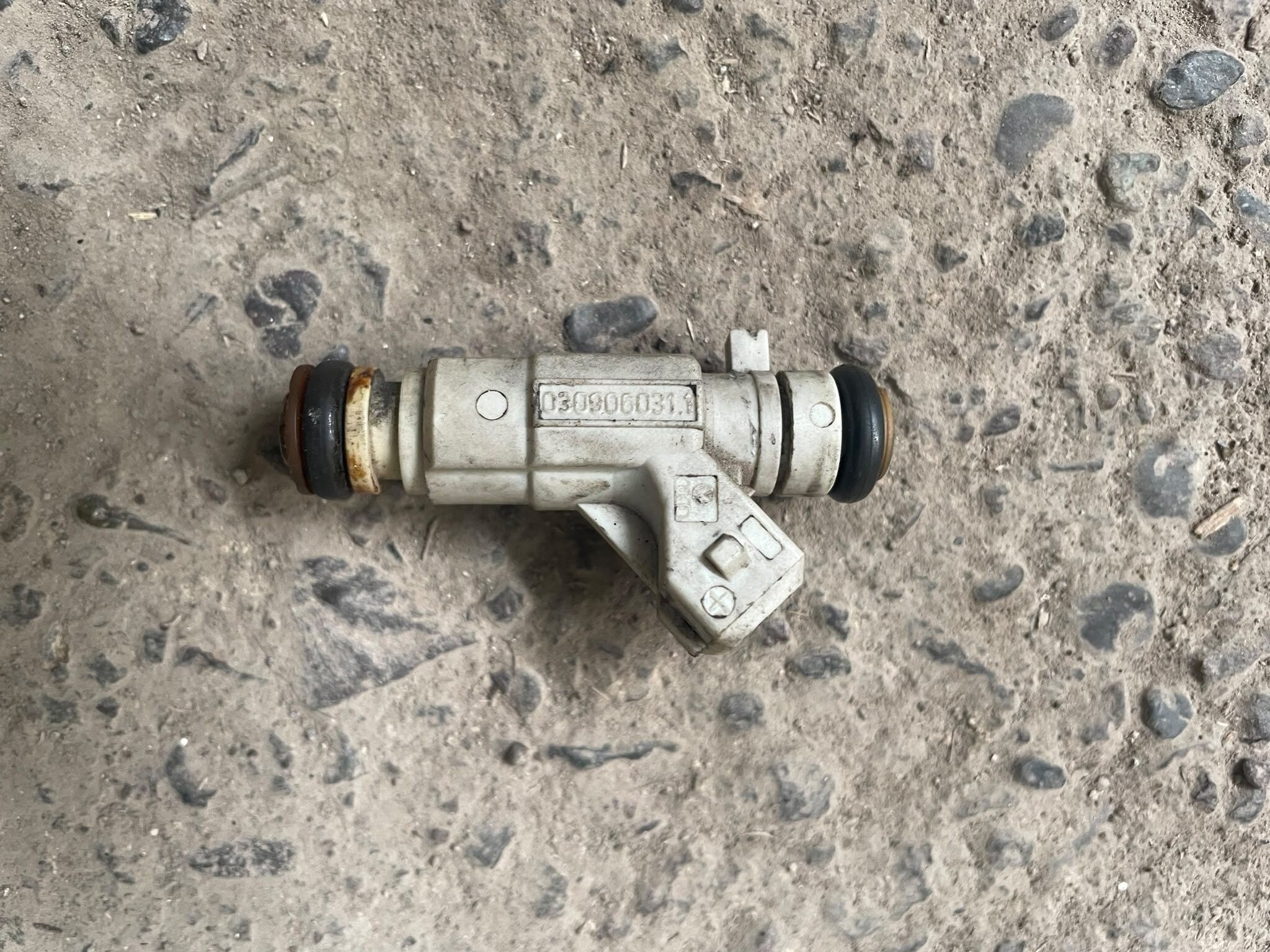 INYECTOR Volkswagen gol 2001