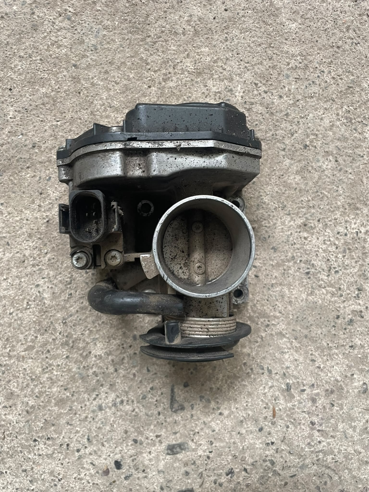 CUERPO DE ACELERACION Volkswagen gol 2001