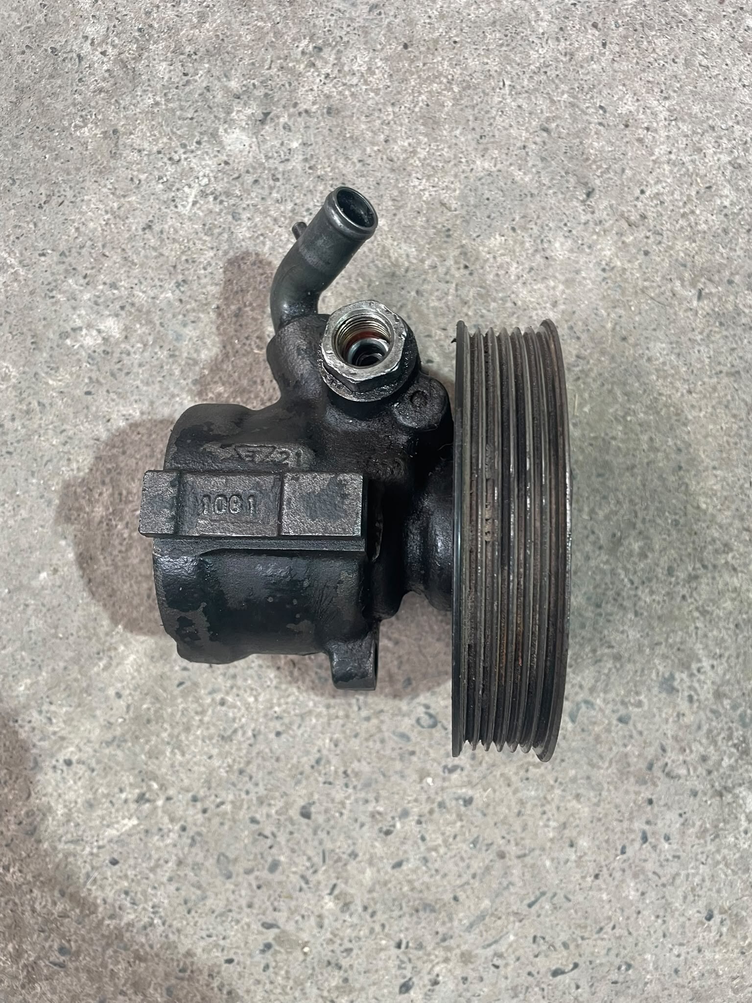 BOMBA SERVODIRECCION Volkswagen gol 2001