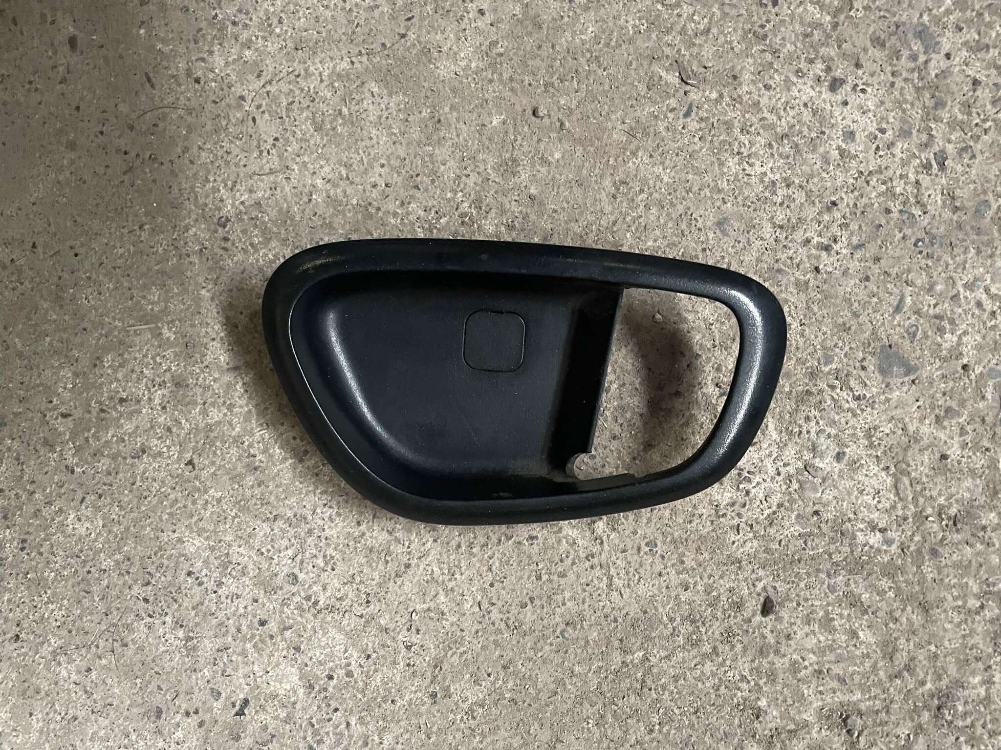 BISEL INTERIOR MANILLA TRASERA DERECHA Hyundai I10 2013