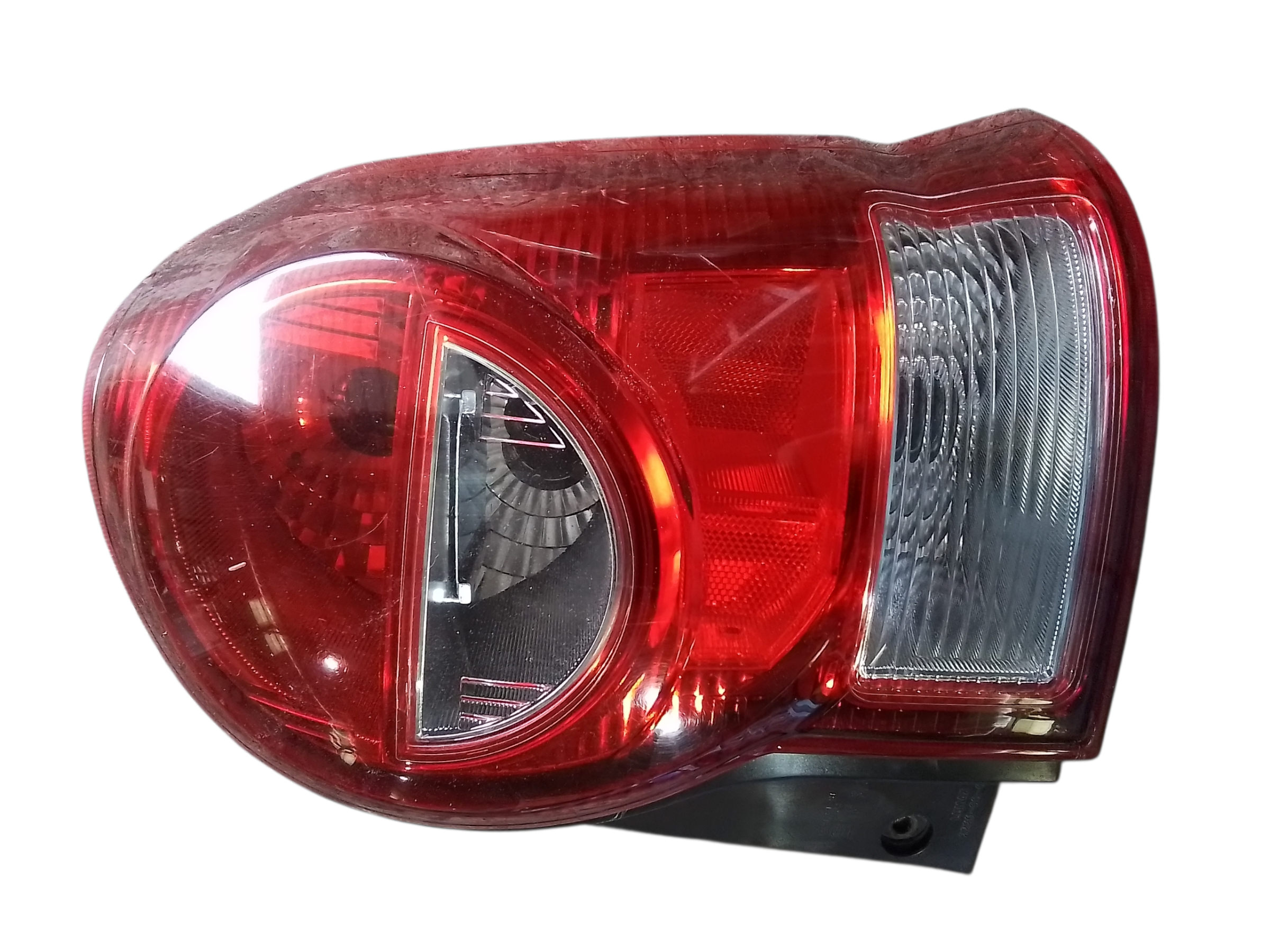 FOCO TRASERO DERECHO Suzuki Alto 2012