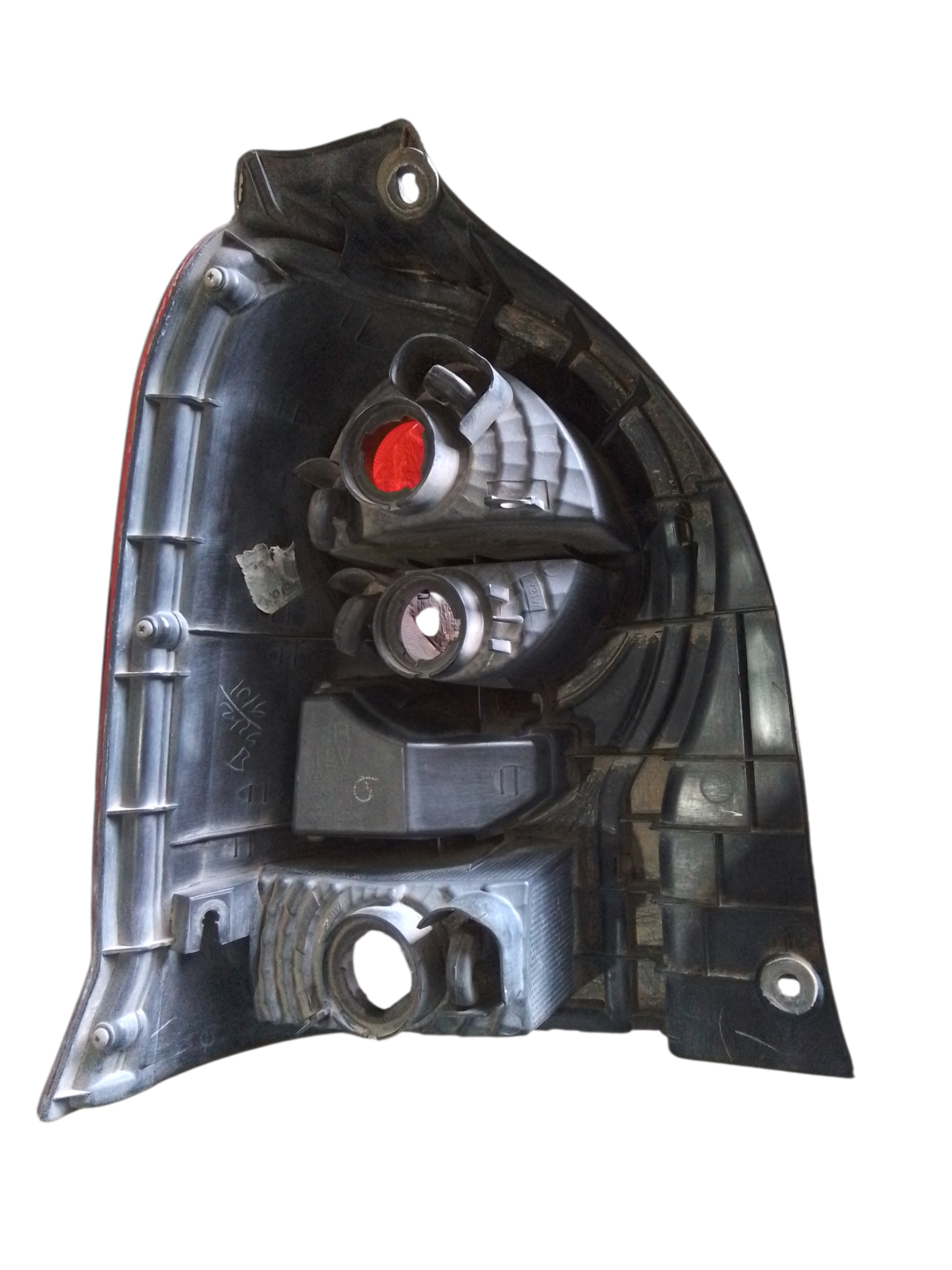 FOCO TRASERO DERECHO Suzuki Alto 2012