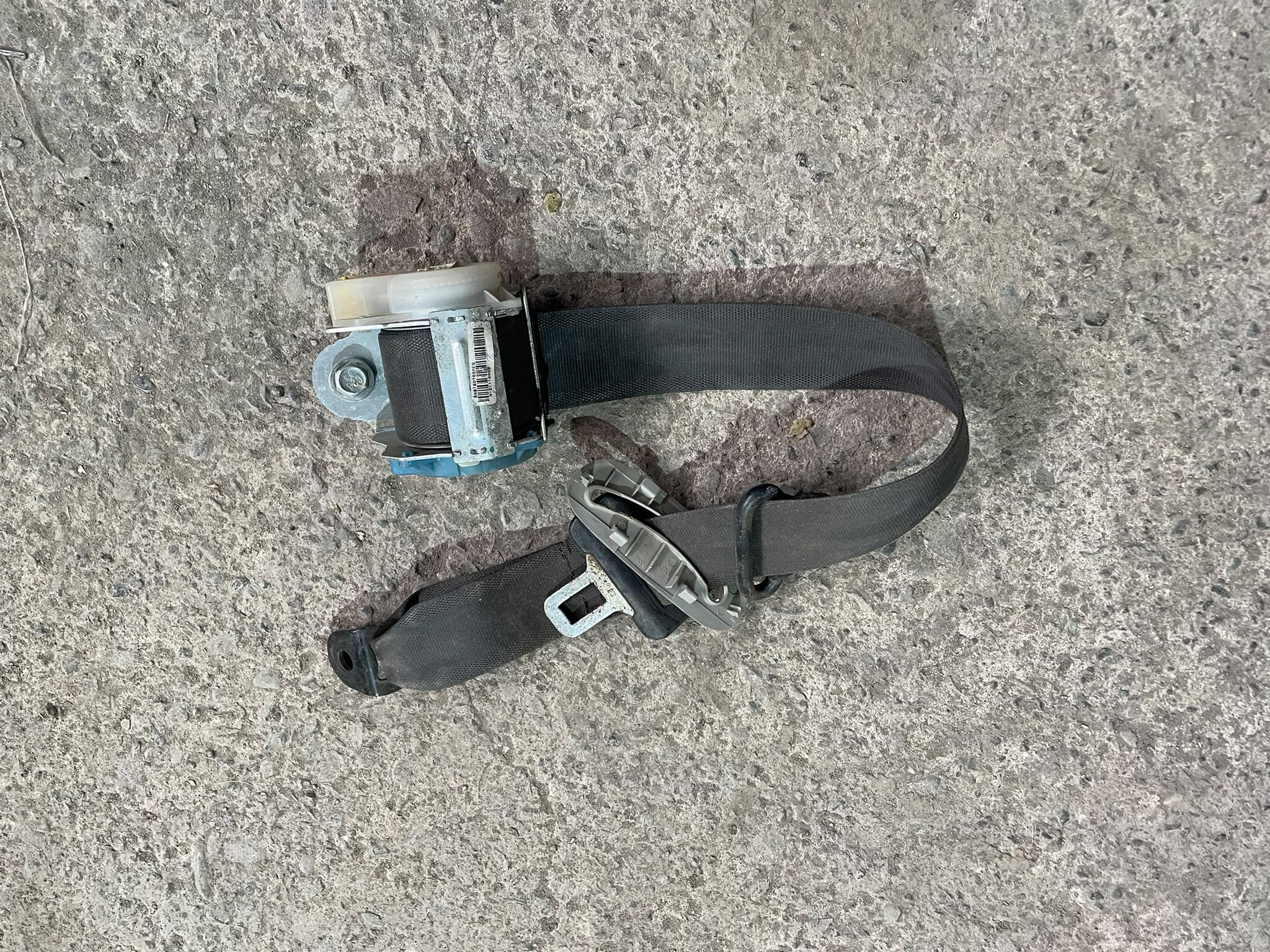 CINTURON TRASERO IZQUIERDO Kia MORNING EX11 2011