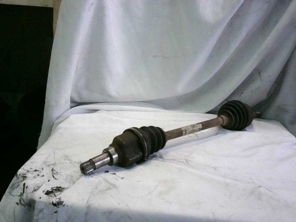 EJE PALIER CORTO Citroen C3 2004