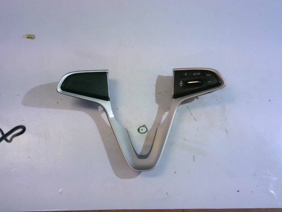 CONTROL VOLANTE RADIO Chevrolet Sail 2021