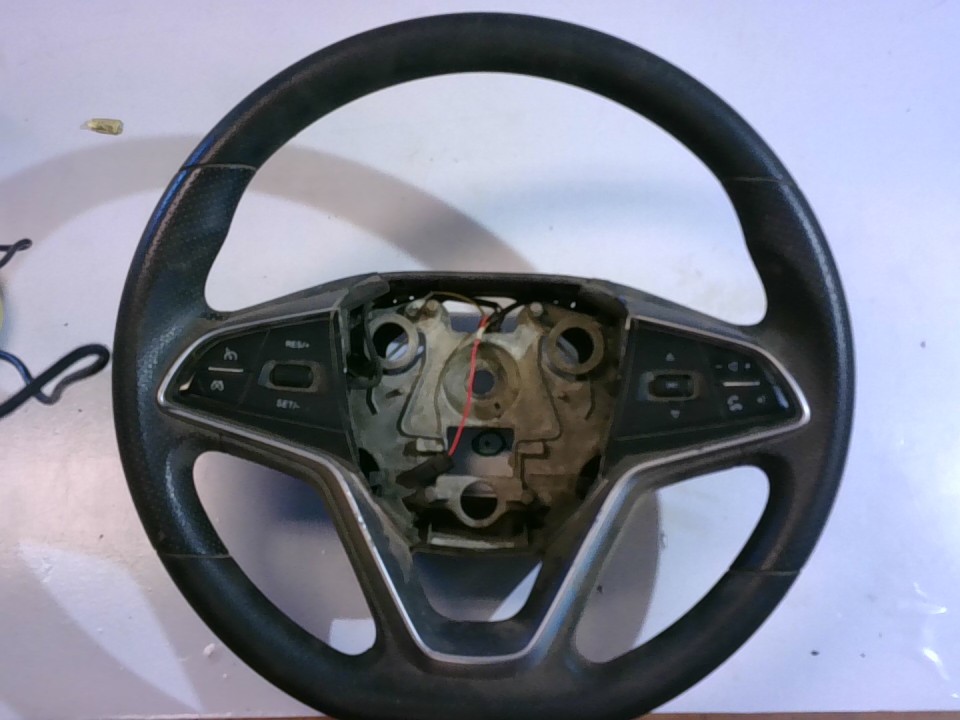 VOLANTE MANUBRIO CON CONTROL RADIO MANOS LIBRES Chevrolet Groove 2021