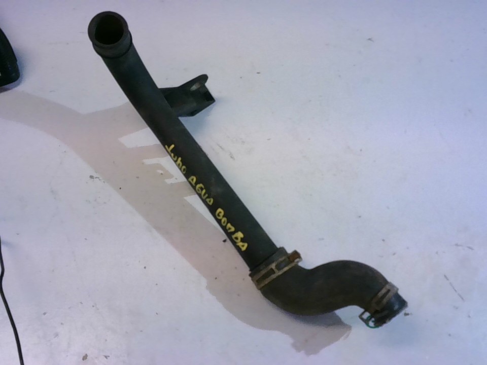 TUBO DE AGUA BOMBA AGUA Chevrolet Corsa 2005