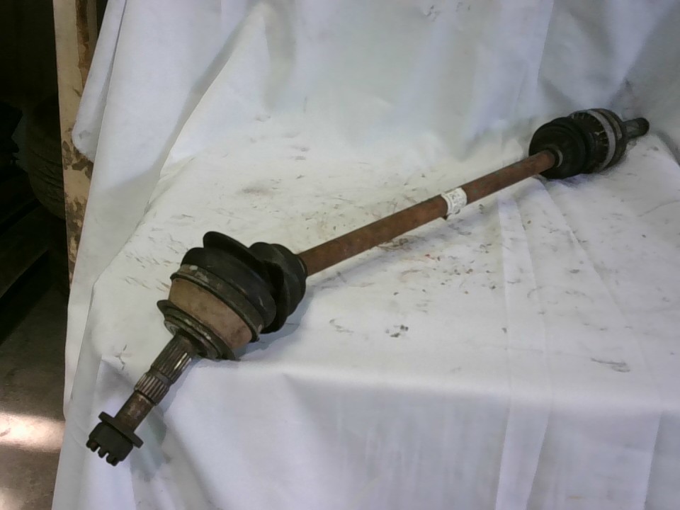 EJE PALIER LARGO CORSA SWING Chevrolet SWING 16 2004