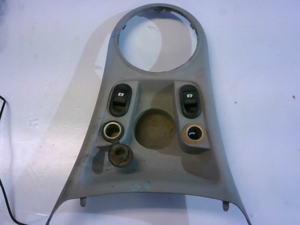 BOTONERA ALZAVIDRIOS C 3 Citroen C3 2004