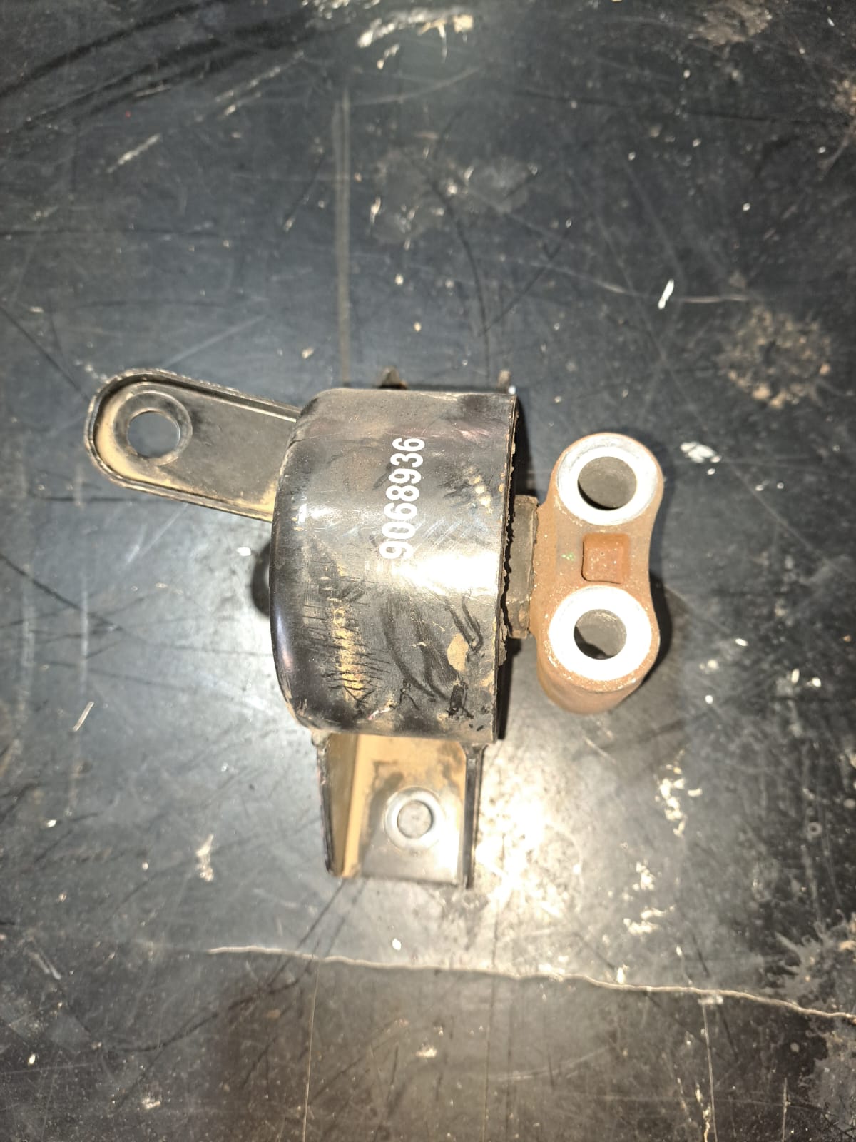 SOPORTE DE MOTOR IQUIERZO CHASIS Chevrolet Sail 2014