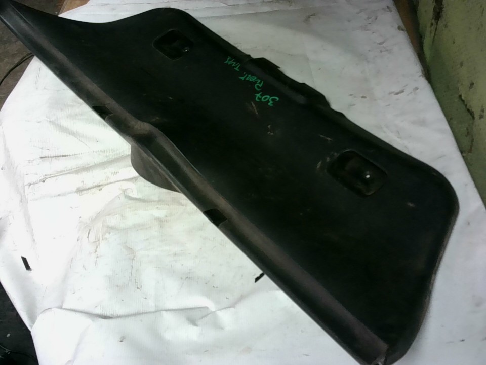 TAPIZ PORTALON Peugeot 307 2004