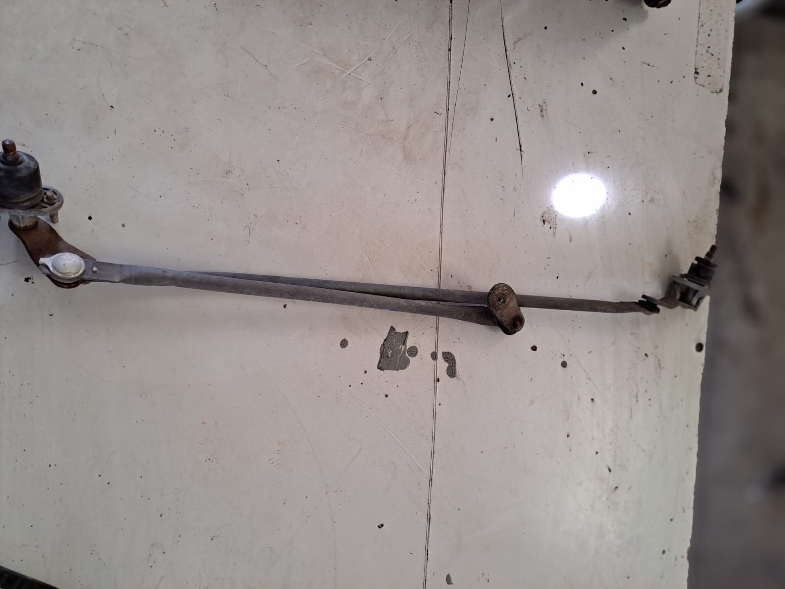 ARTICULACION BRAZOS LIMPIA PARABRISAS Kia Pride 1998