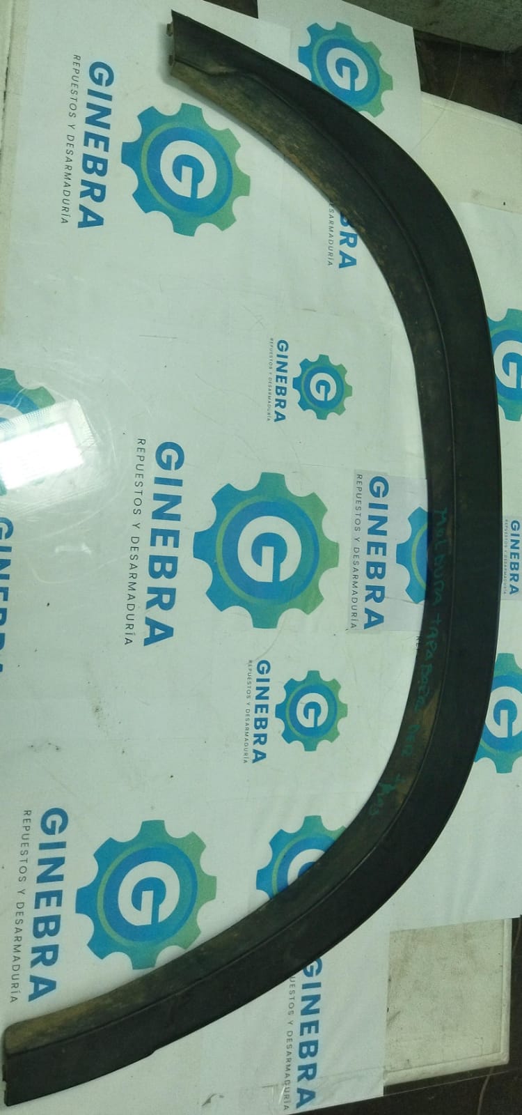 MOLDURA DERECHA TAPABARRO TRASERO Chevrolet Groove 2021