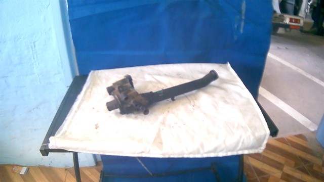 PORTA TERMOSTATO TUBO DE AGUA BOMBA AGUA Volkswagen Polo 2002