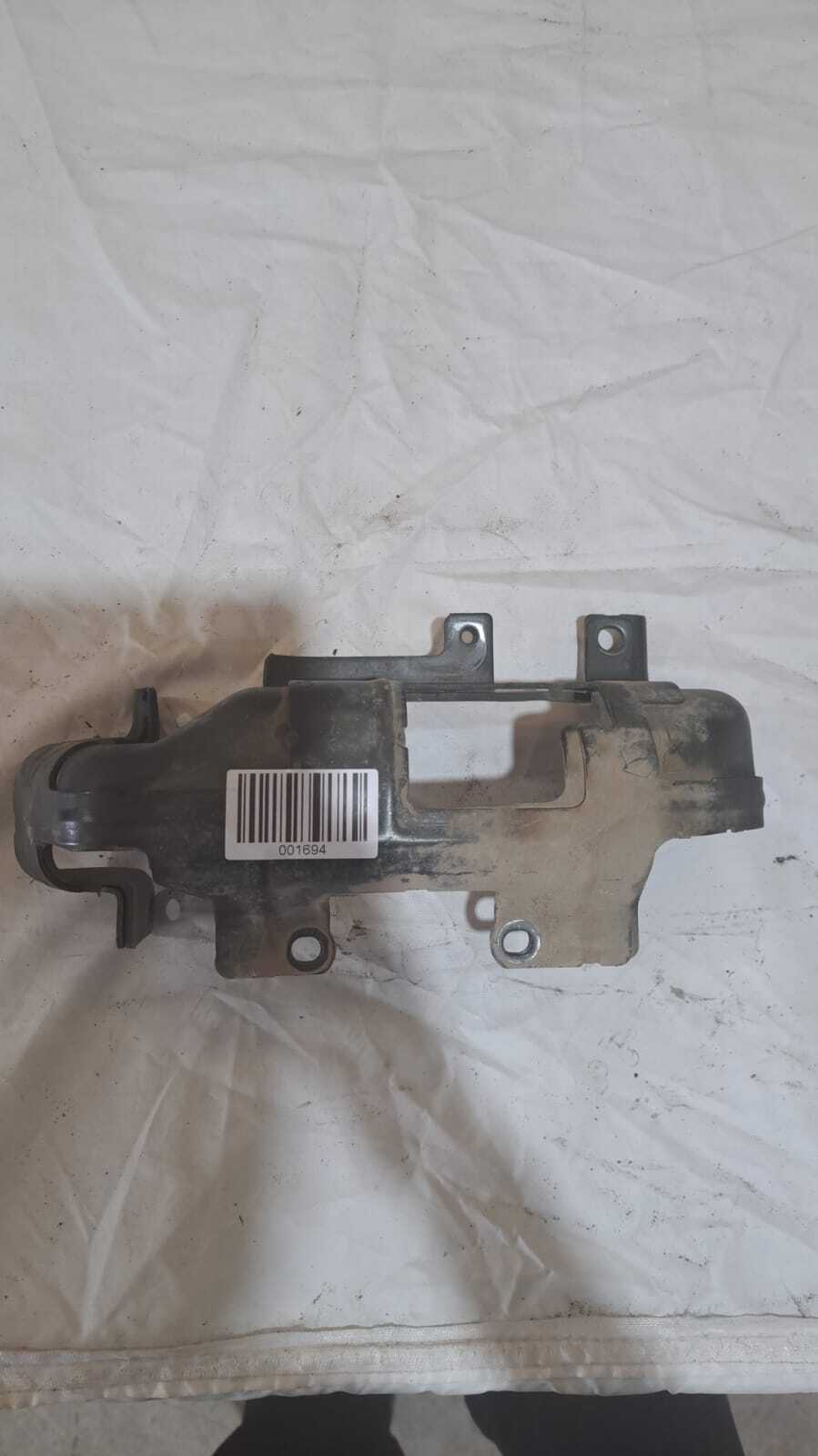 PLACA METALICA CUBRE INYECTORES Subaru Impreza 2006