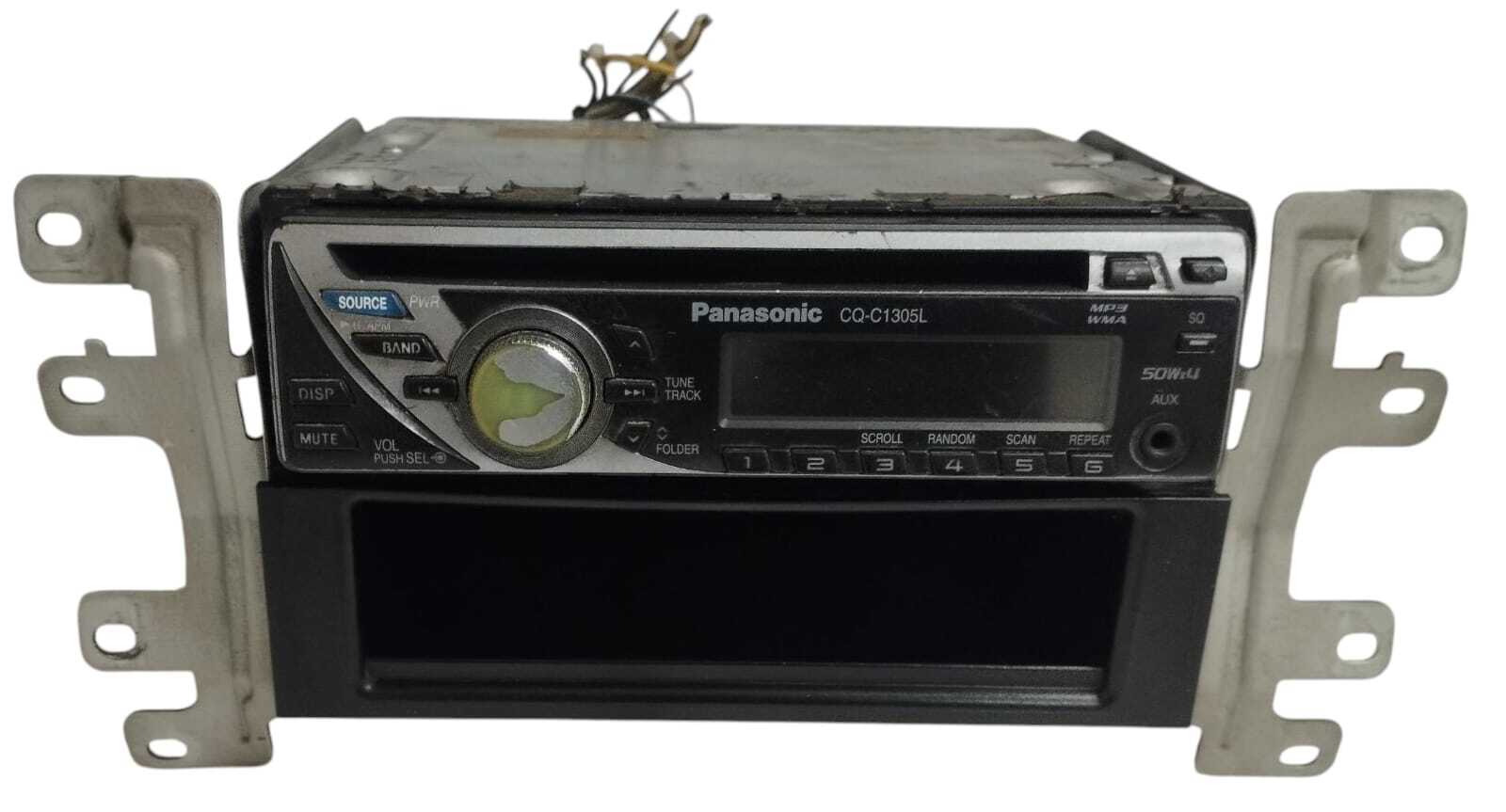 RADIO PANEL FRONTAL Suzuki AERIO 2007