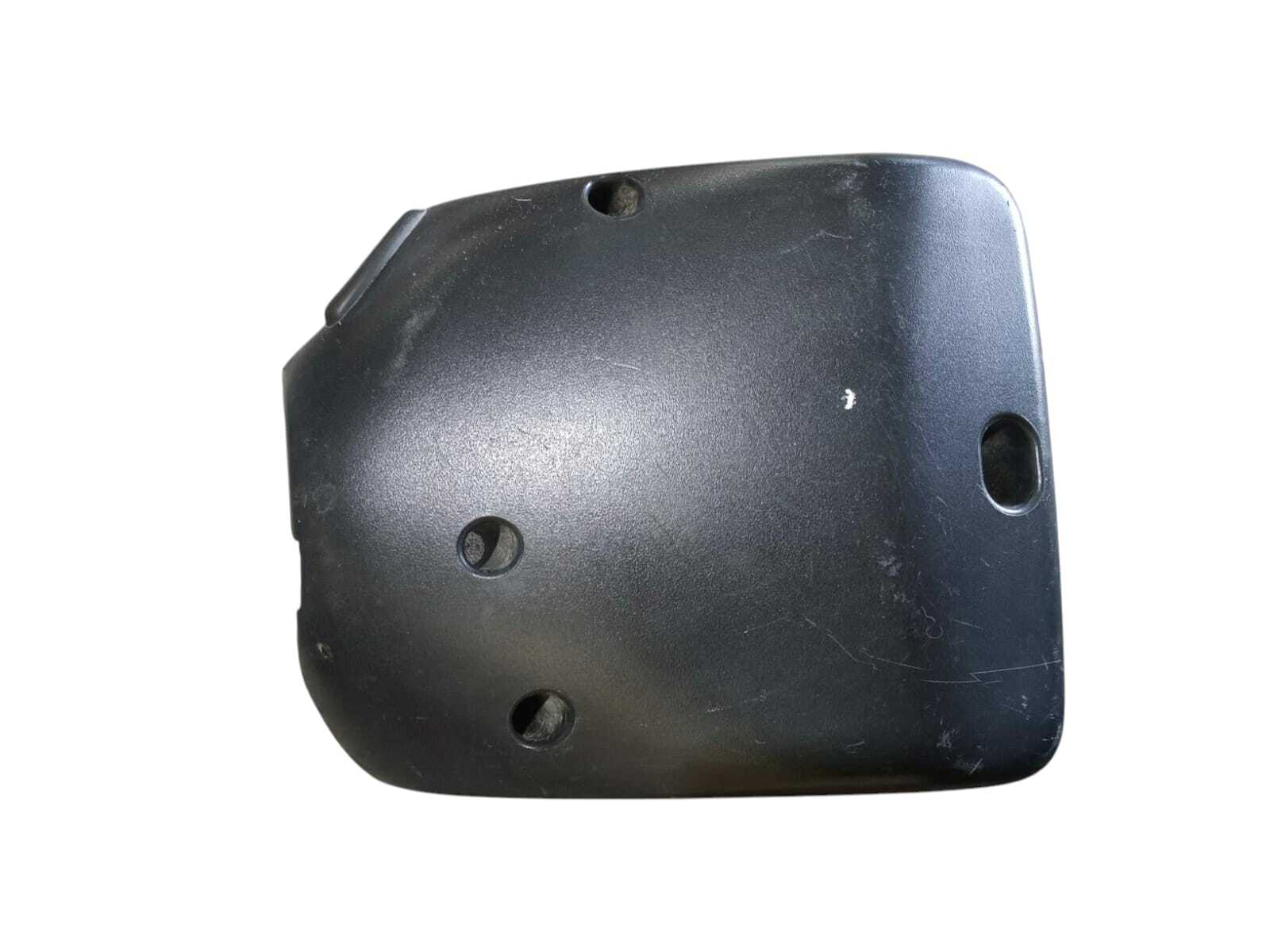 MOLDURA INFERIOR CUBRE COLUMNA Volkswagen gol 2001