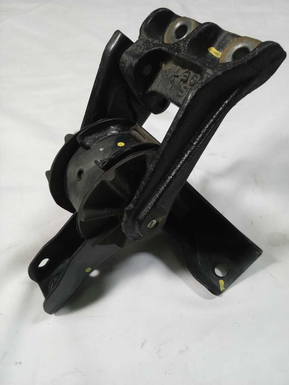 SOPORTE MOTOR Suzuki Alto 2020