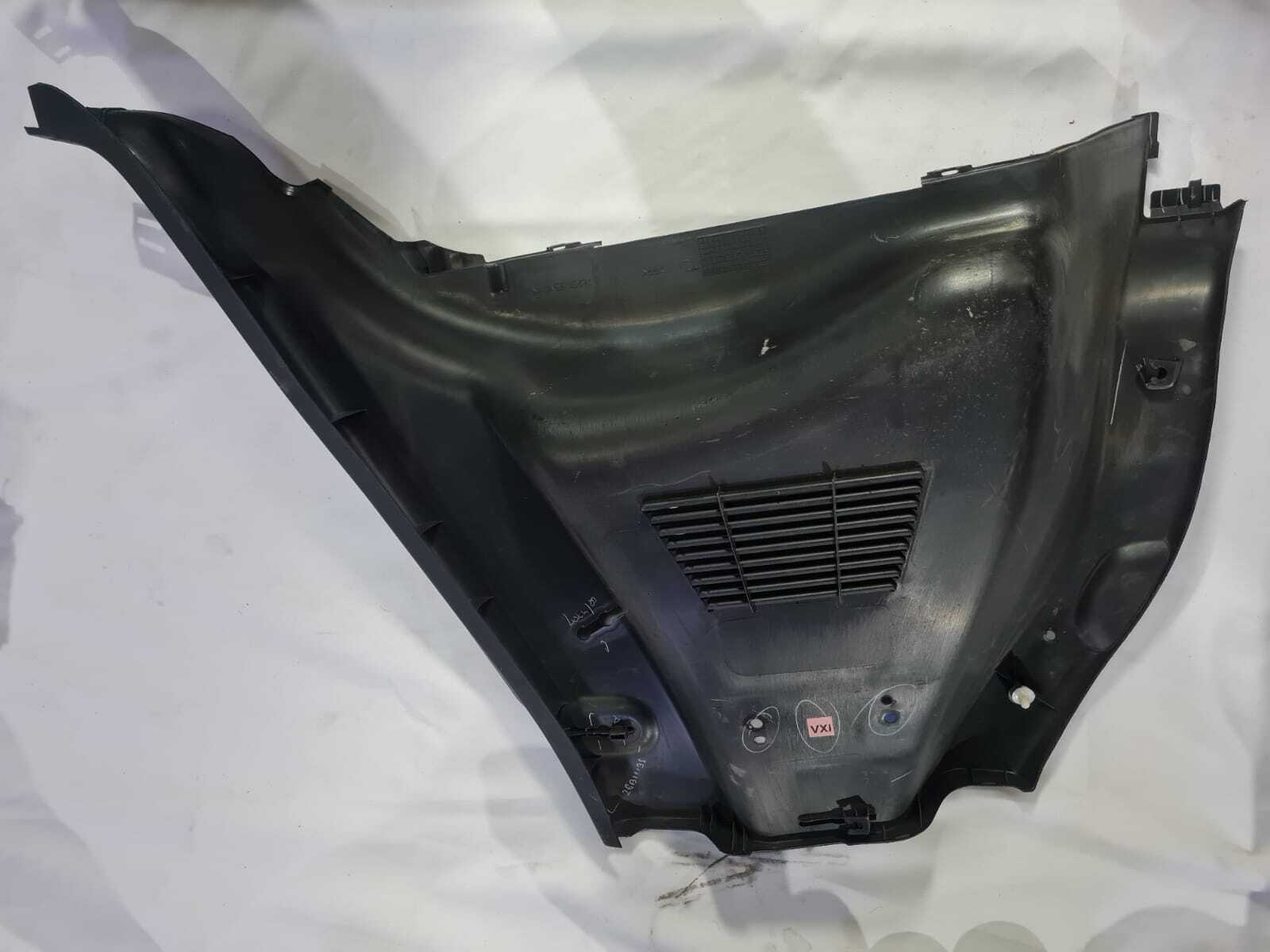 TAPIZ INFERIOR TRASERO MALETERO Suzuki Alto 2020