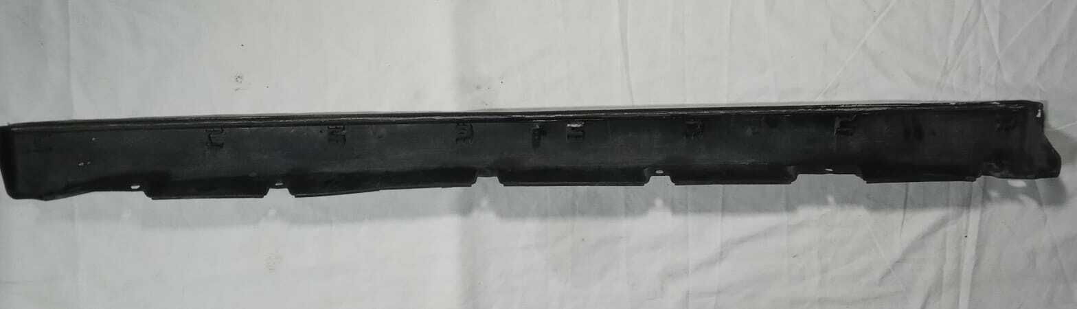 MOLDURA INFERIOR IZQUIERDO PUERTAS Subaru Impreza 2006