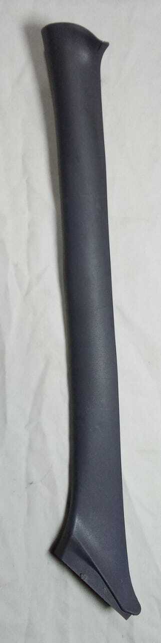 MOLDURA PILAR PARABRISAS IZQUIERDO L Ford Fiesta 1998