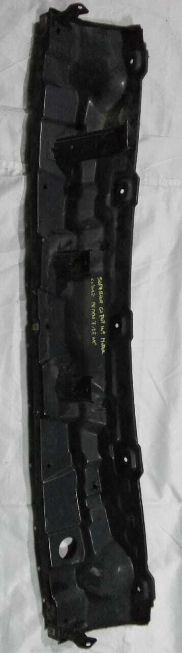 MOLDURA METALICA SUPERIOR INTERIOR CAPOT Hyundai Tucson 2007