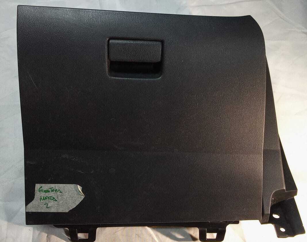 GUANTERA Mazda MAZDA 2 2016