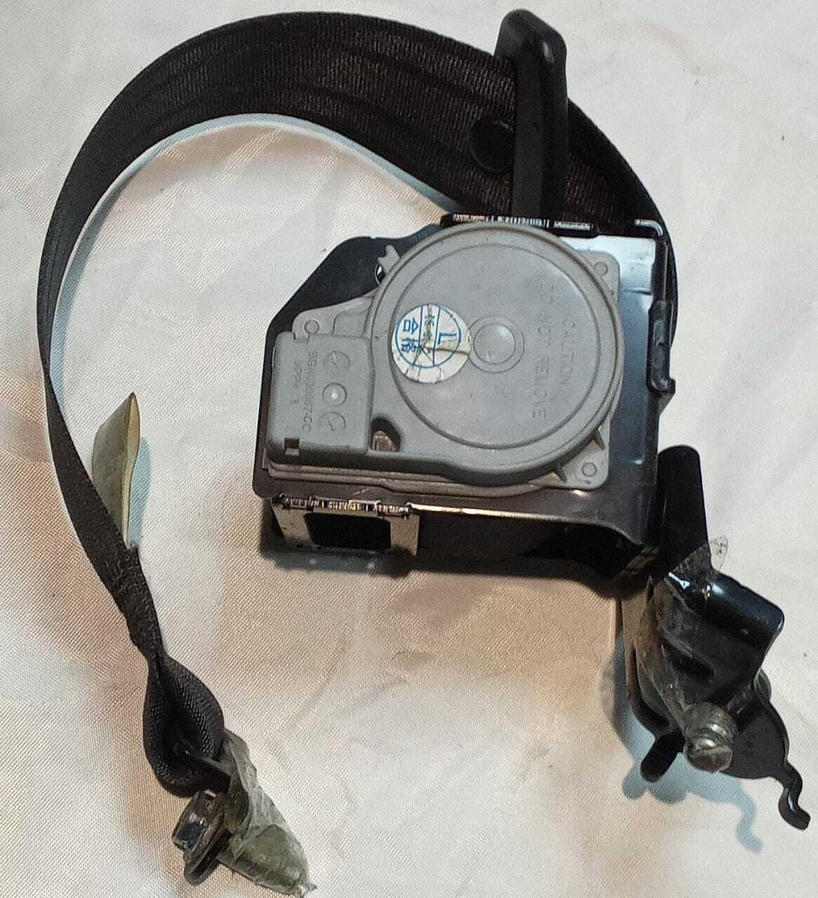 CINTURON TRASERO DERECHO Mazda MAZDA 2 2016