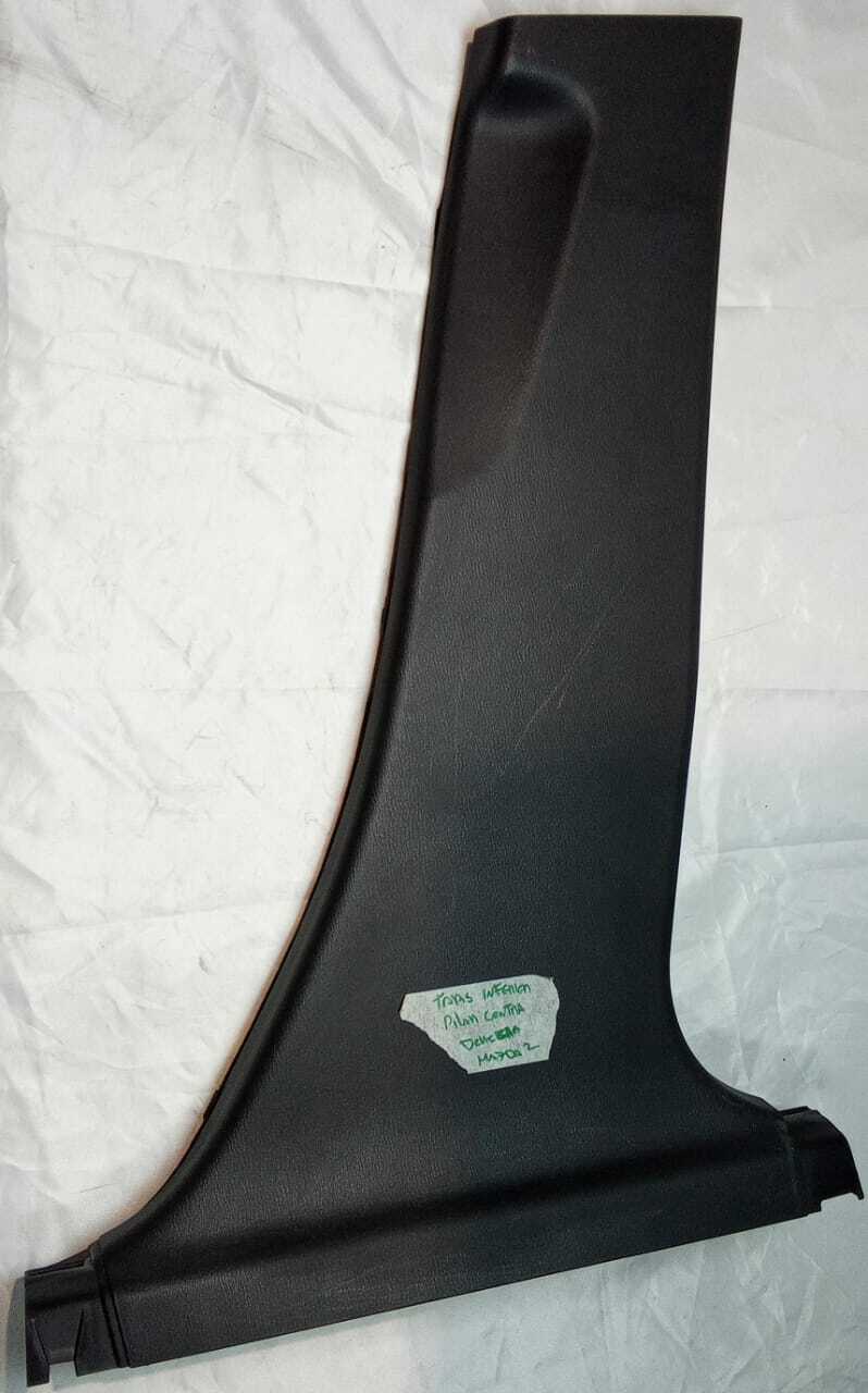 TAPIZ INFERIOR PILAR CENTRAL DERECHO Mazda MAZDA 2 2016