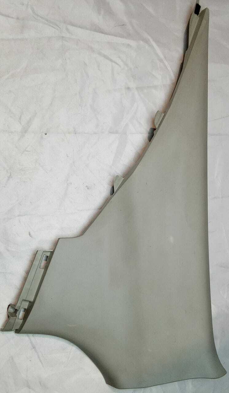 MOLDURAS COSTADO IZQUIERDO LUNETA Mazda MAZDA 2 2016