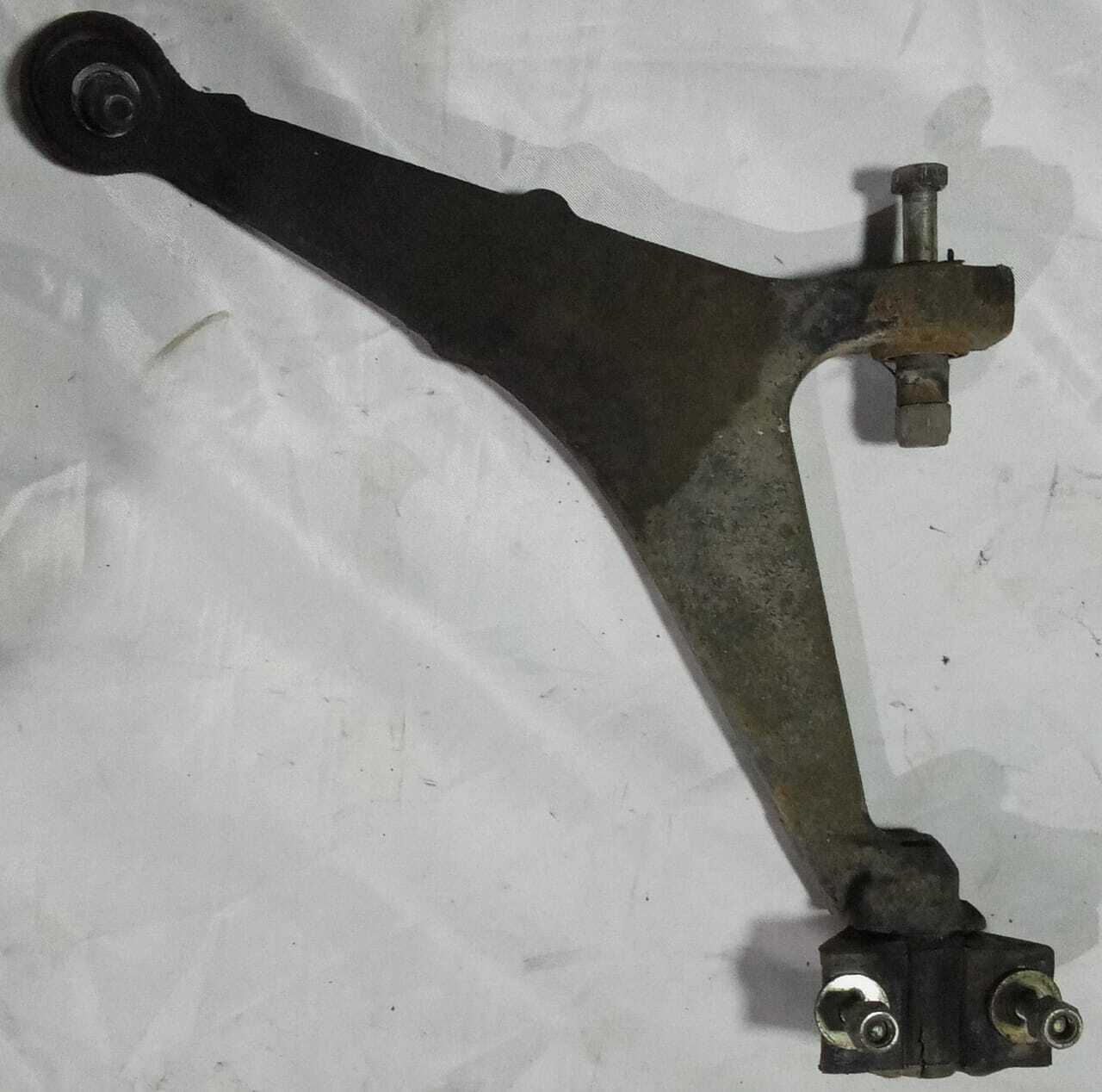 BANDEJA DELANTERO DERECHO Citroen Ax 1993