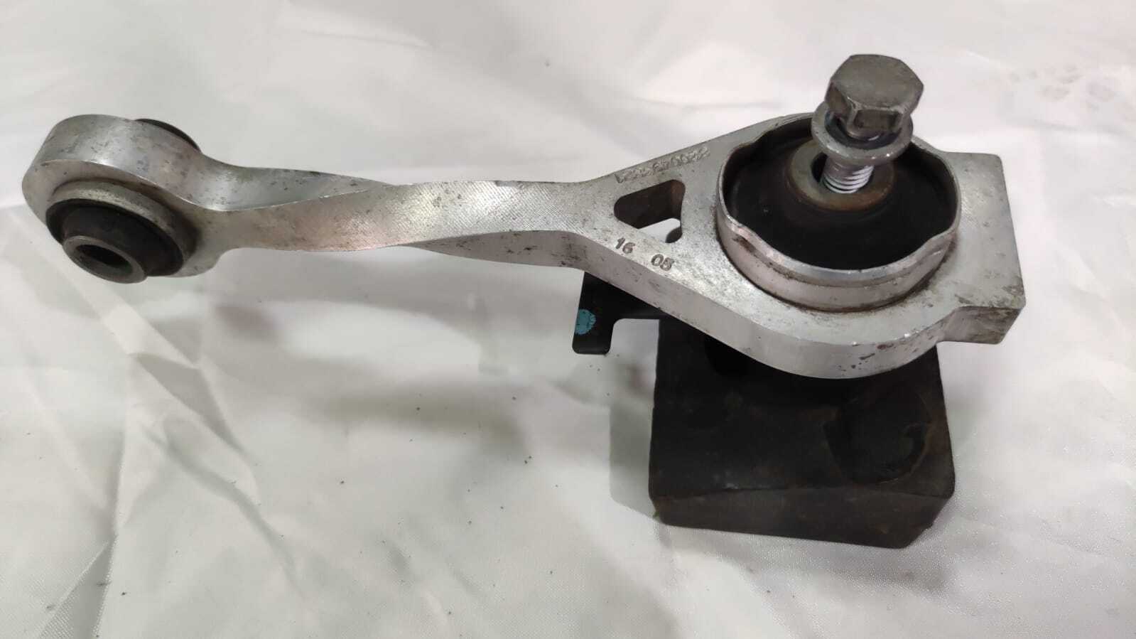 SOPORTE TIPO HUESO CAJA Renault Clio 2006