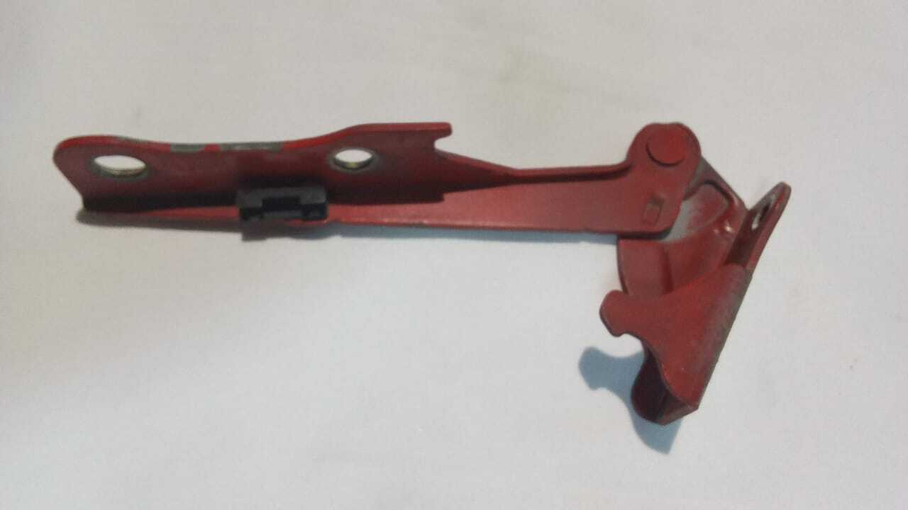 BISAGRA CAPOT DERECHO Hyundai Accent 2005