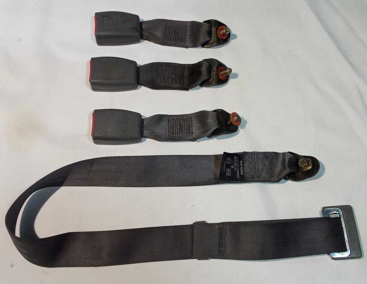 TRINQUETES CINTURONES TRASEROS Hyundai Accent 2005