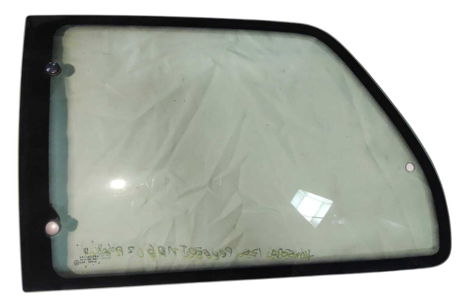 VIDRIO LATERAL TRASERA IZQUIERDA Peugeot 106 2002