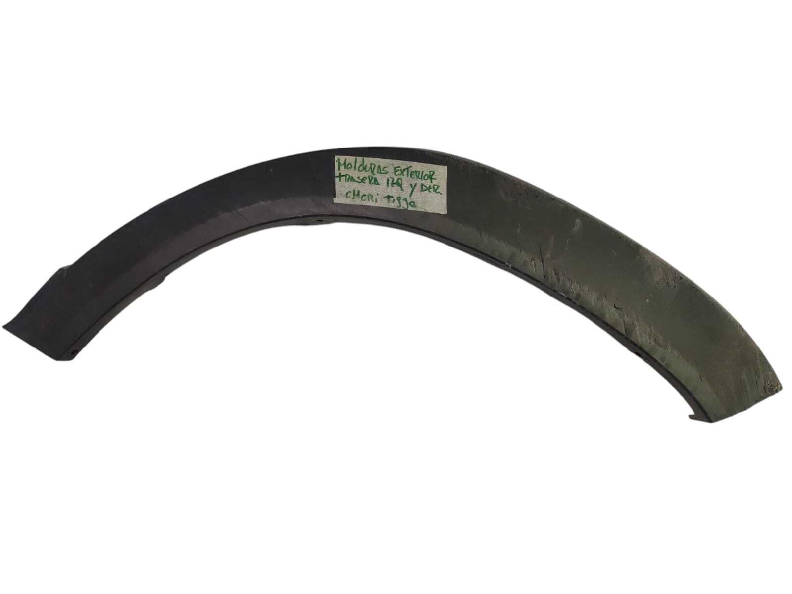 MOLDURA EXT. RUEDA TRASERA IZQUIERDA Chery Tiggo 2 2023