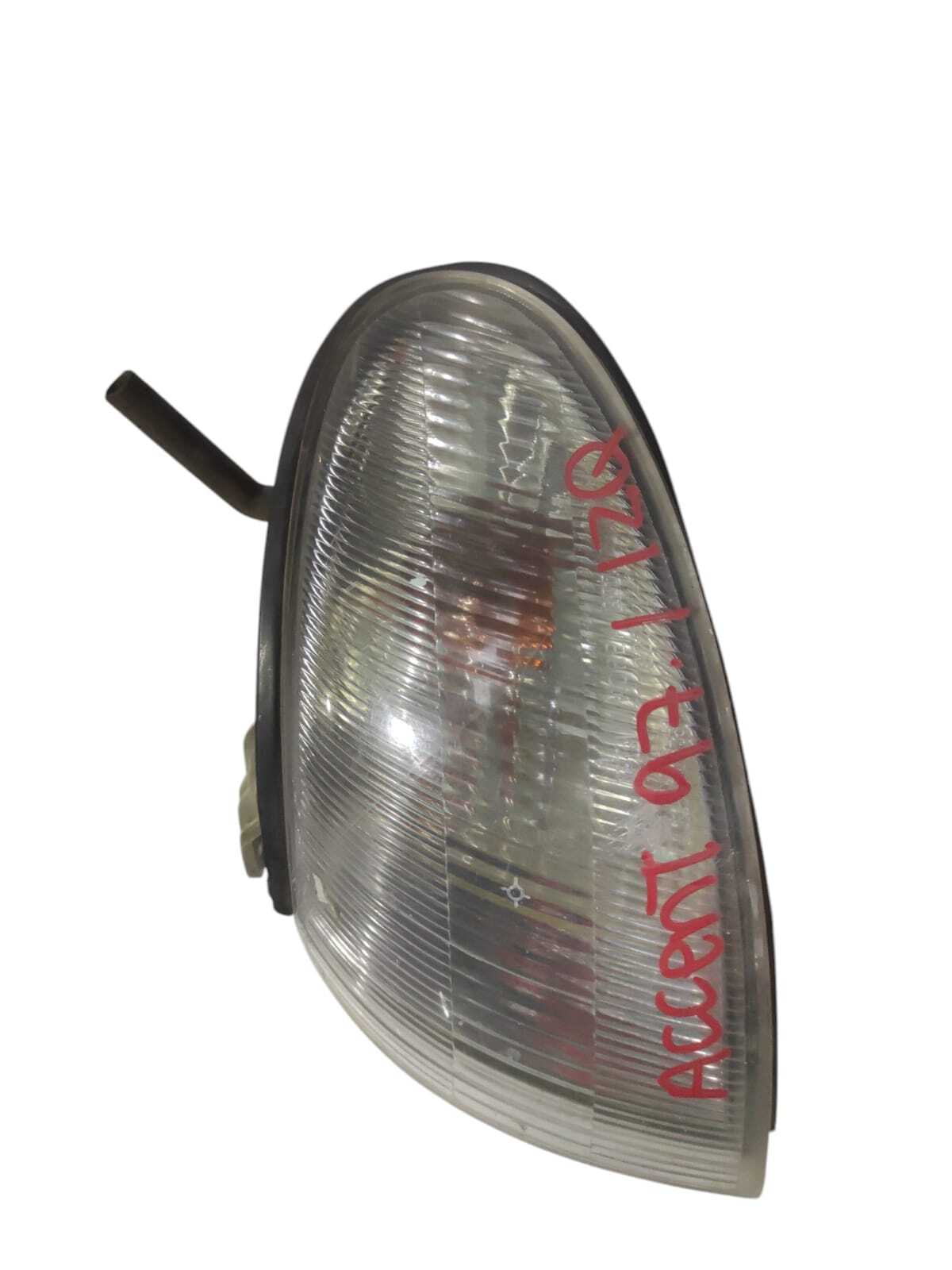 FOCO INTERMITENTE DELANTERO IZQUIERDO Hyundai Accent 1996