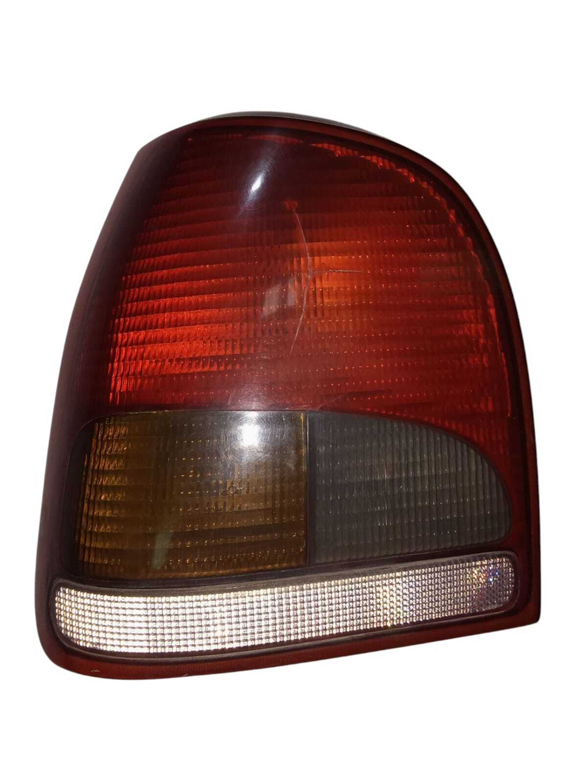 FOCO TRASERO IZQUIERDO Volkswagen gol 1998