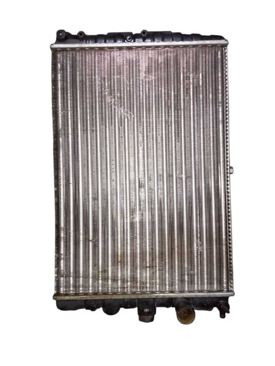 RADIADOR MOTOR Volkswagen gol 1998
