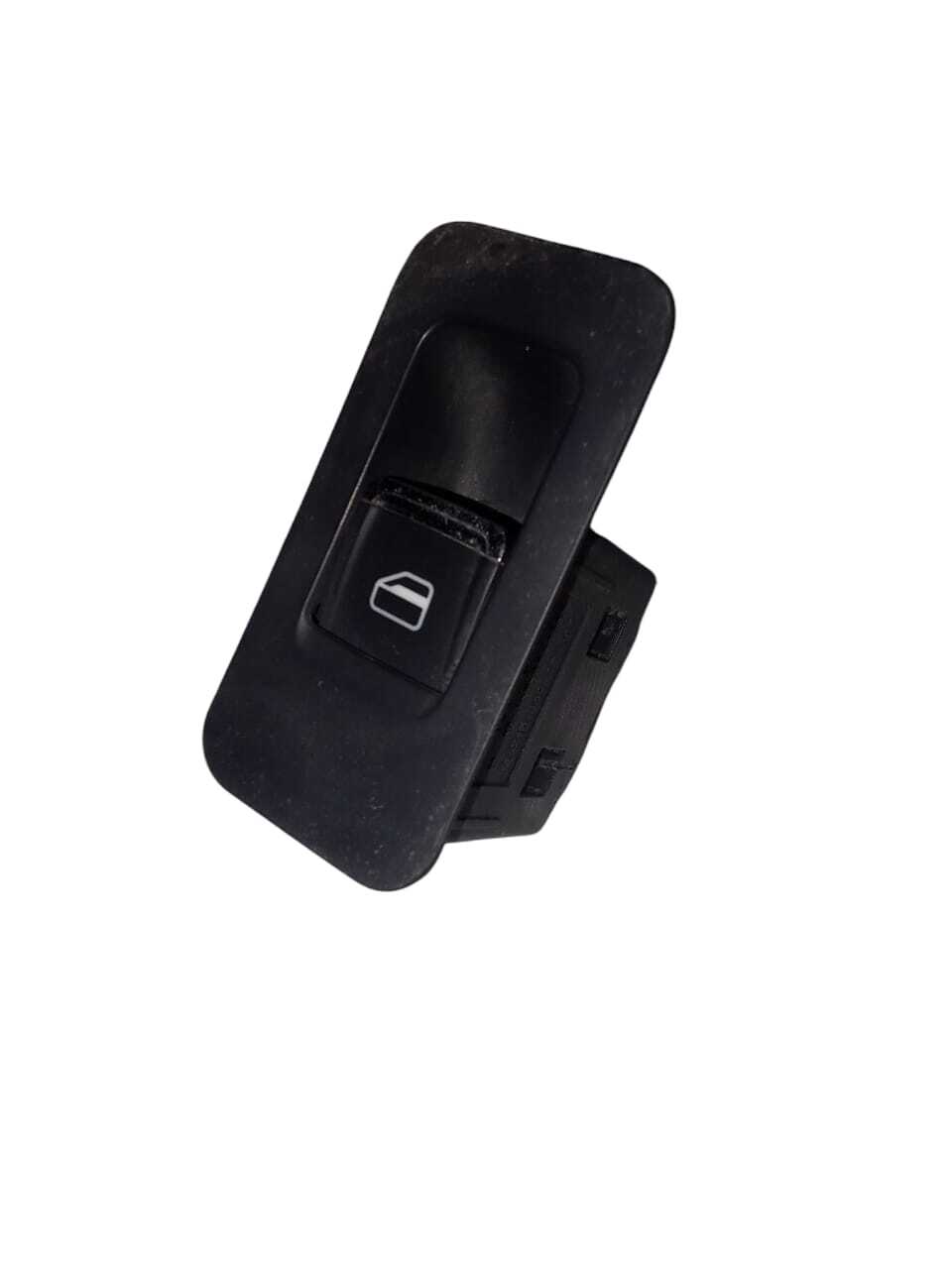 BOTON ALZAVIDRIO PUERTA DELANTERA DERECHA Chery Tiggo 2 2023