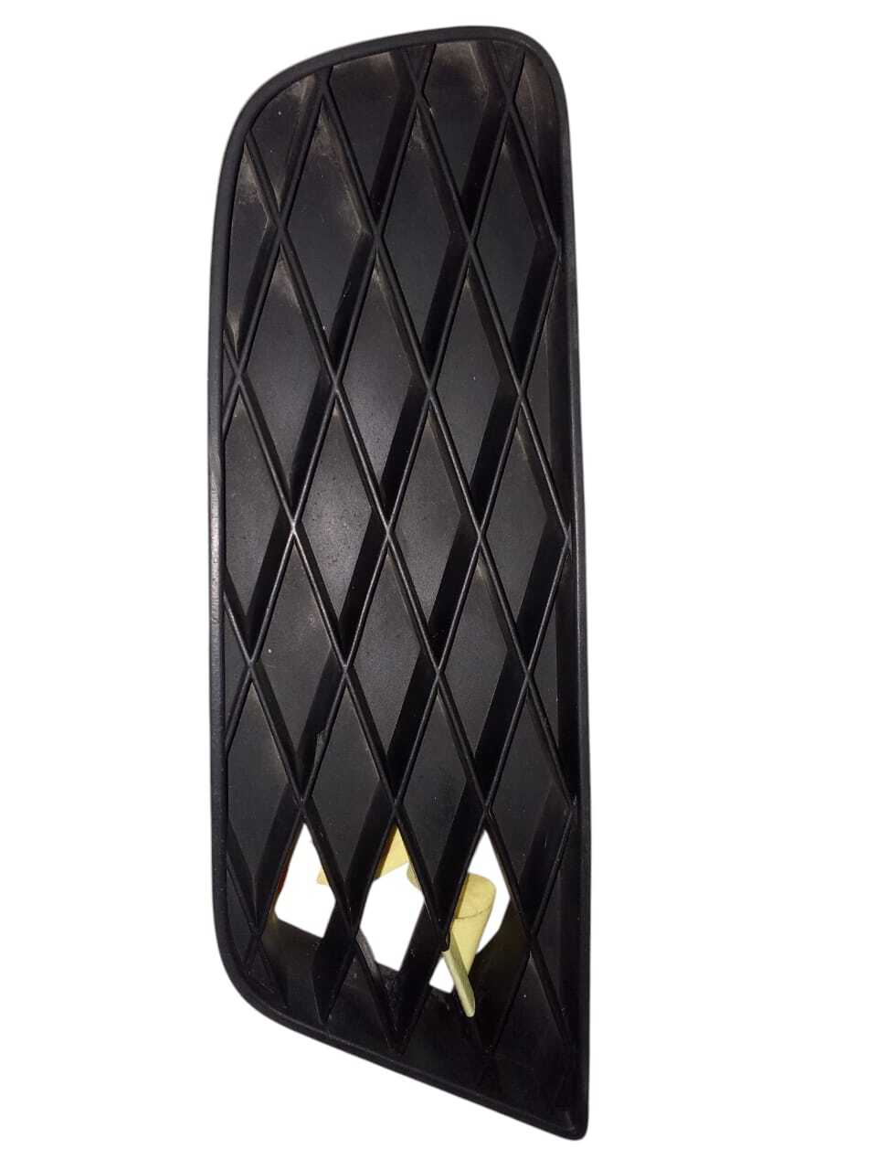 MOLDURA FOCO NEBLINERO DERECHO Honda Civic 2009