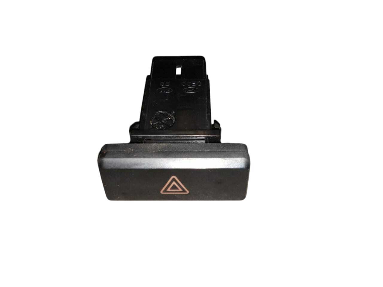 BOTON HAZART Kia Rio 2003
