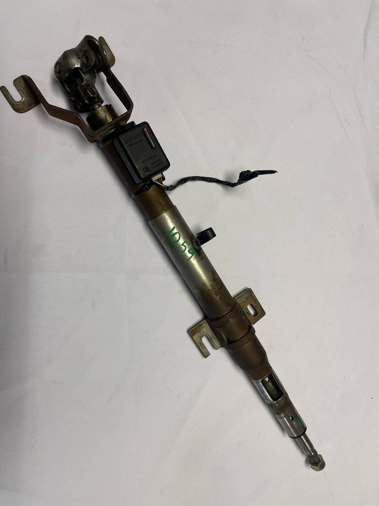 COLUMNA DE DIRECCION Y CRUCETA DE CONEXION Kia Pride 1998
